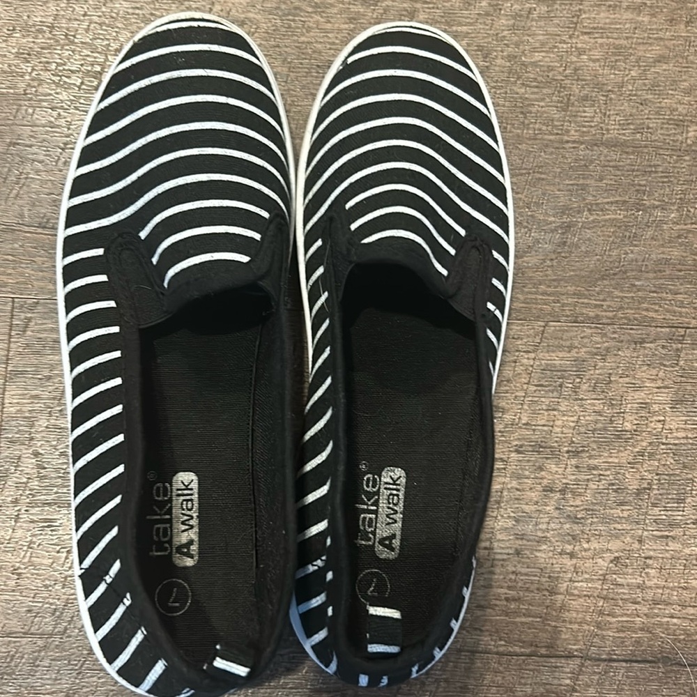 Women’s Shoes